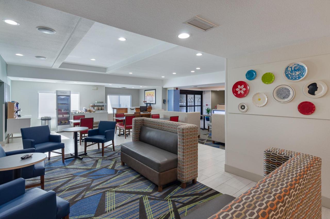 Holiday Inn Express Hotel & Suites Weston By Ihg Eksteriør bilde
